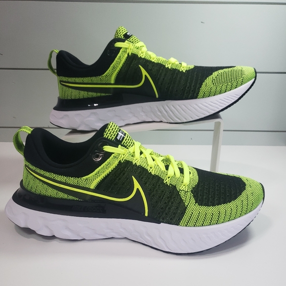 Nike React Infinity Run FlyKnit 2 Volt Black Running Training Sneakers Men's 13 - Picture 2 of 11